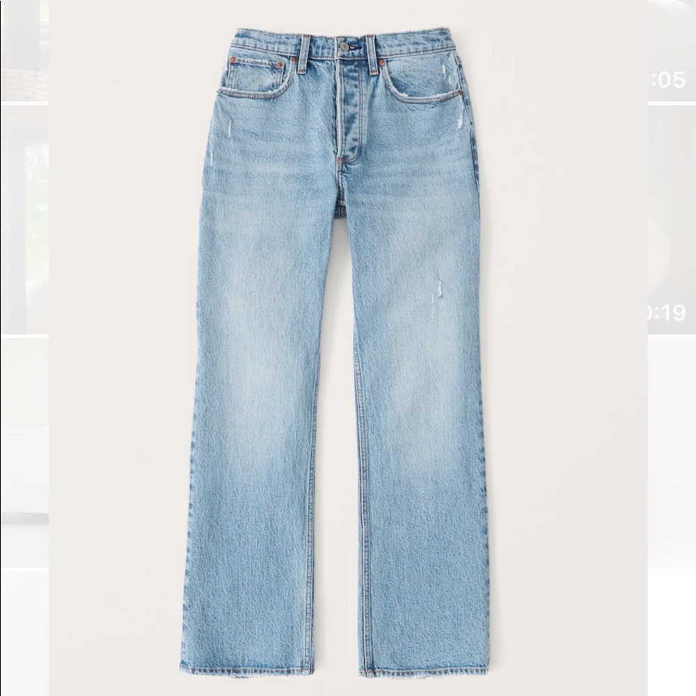 Low Rise 90s Baggy Jean